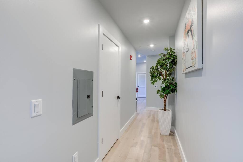 Apartmán Luxury Designer Theme 2Br Apt Near Nyc / Thepath Newark Exteriér fotografie